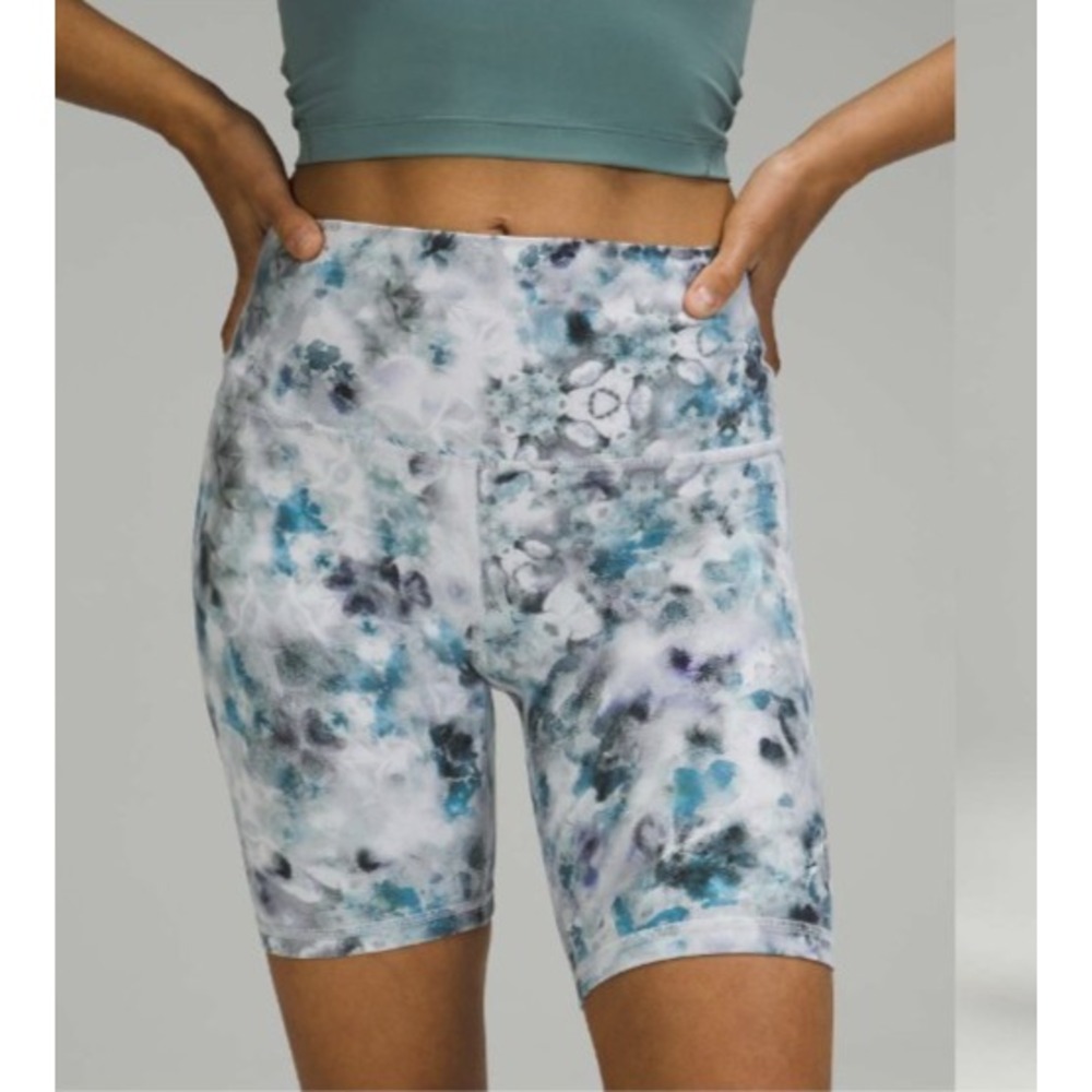 Lululemon Align Short‎ 8" Kaleidofloral Multi Womens 4 Athletic Workout Gym Soft